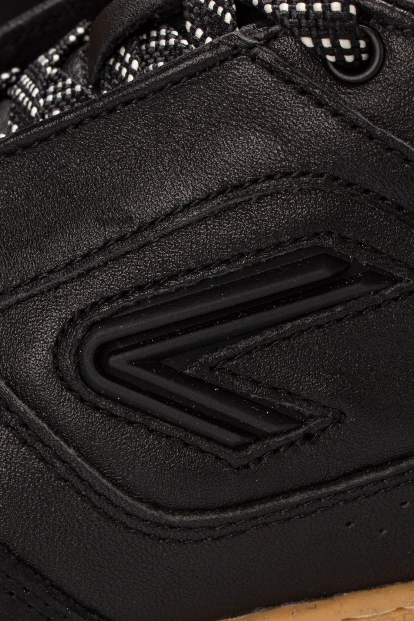 Sprint Black/Black/Lt Gum - The ACE Hub - G8104L13 - L14 - C32